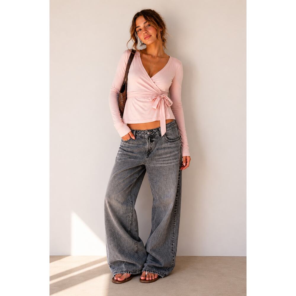 Hollister Washed Grey Faded Low-Rise Baggy Wide Leg Cotton Denim Jeans 2/26